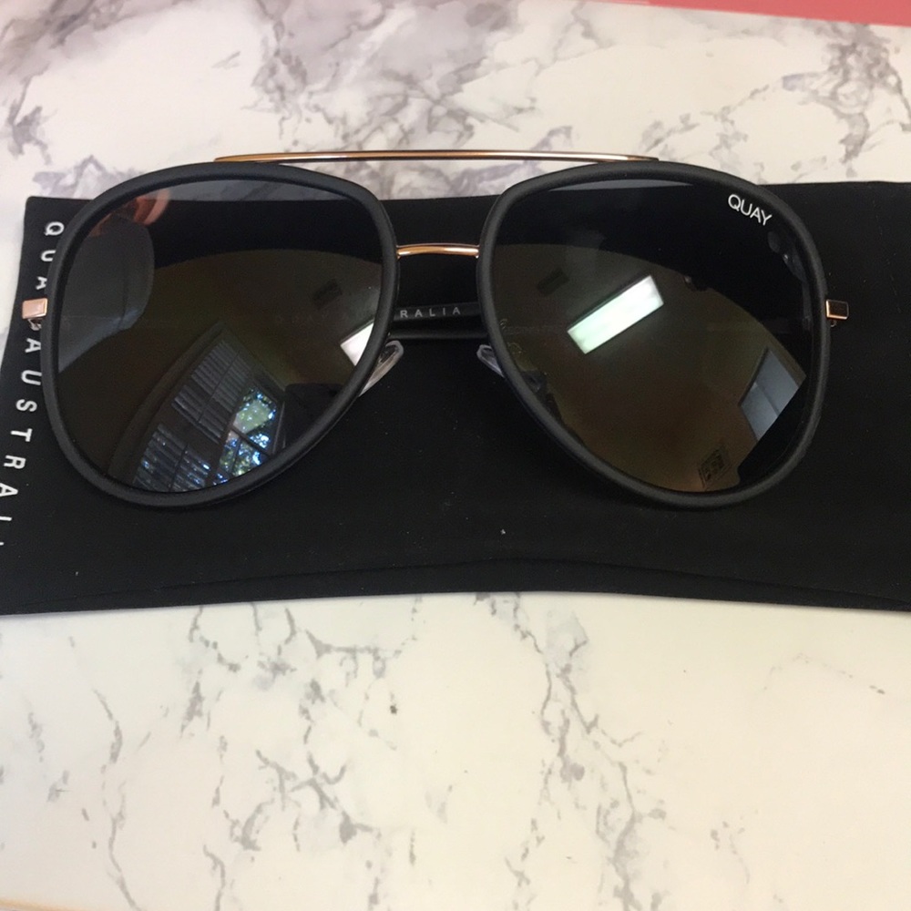 Quay Australia- Needing Fame Sunglasses